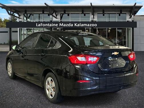 2018 Chevrolet Cruze LS