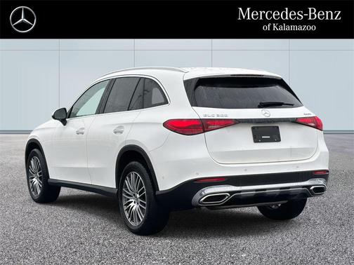 2025 Mercedes-Benz GLC 300 4MATIC