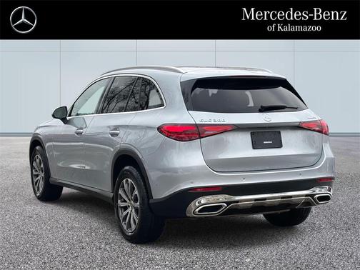 2025 Mercedes-Benz GLC 300 4MATIC