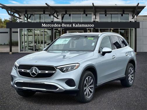 2025 Mercedes-Benz GLC 300 4MATIC