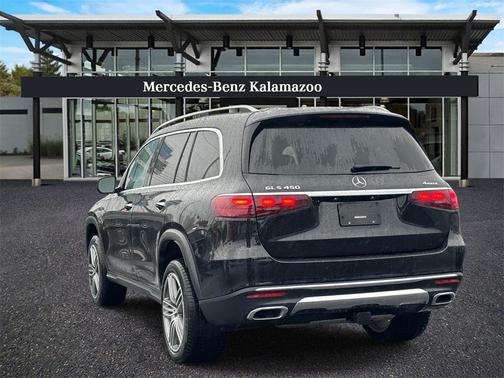 2025 Mercedes-Benz GLS 450 4MATIC