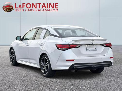 2021 Nissan Sentra SR