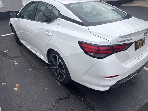 2021 Nissan Sentra SR
