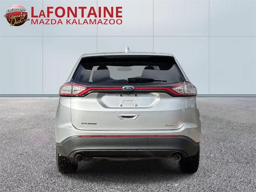 2016 Ford Edge SE