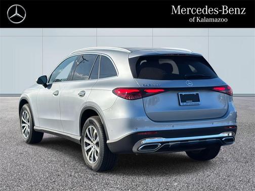 2025 Mercedes-Benz GLC 300 4MATIC