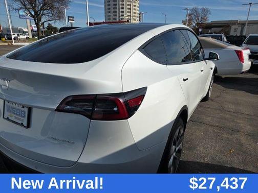 2021 Tesla Model Y Long Range Dual Motor All-Wheel Drive