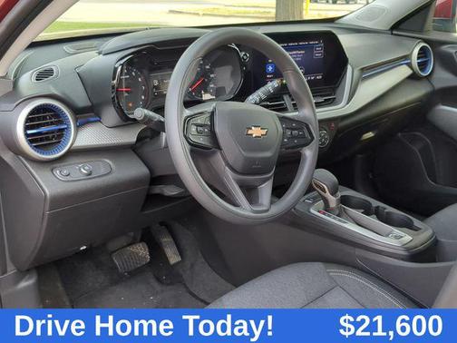 2024 Chevrolet Trax LS