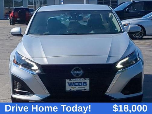 2023 Nissan Altima 2.5 SV