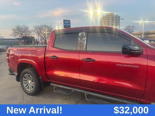 2024 Chevrolet Colorado WT