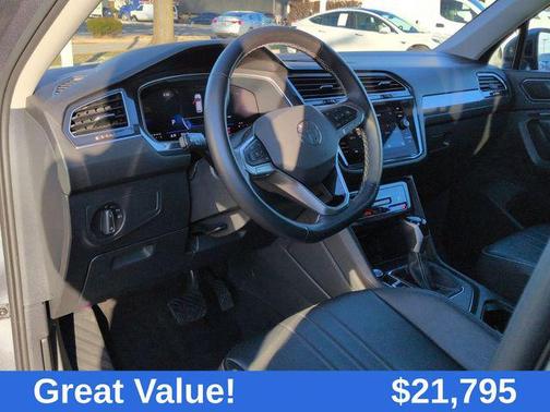 2024 Volkswagen Tiguan 2.0T Wolfsburg Edition