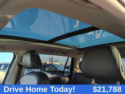 2024 Volkswagen Tiguan 2.0T Wolfsburg Edition