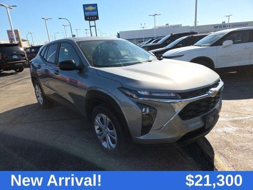 2025 Chevrolet Trax LS