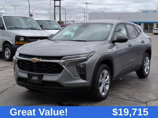 2025 Chevrolet Trax LS