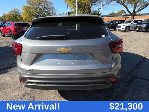 2025 Chevrolet Trax LS