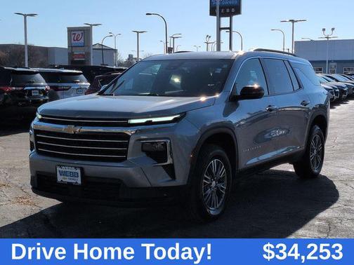 2025 Chevrolet Traverse LT