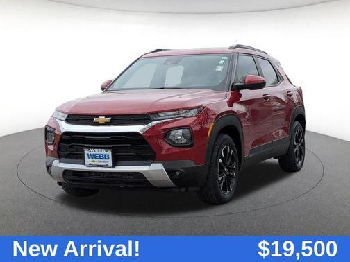 Scarlet Red Metallic 2021 Chevrolet Trailblazer LT