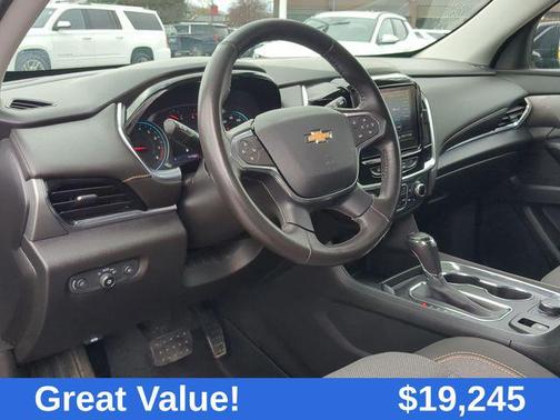 2020 Chevrolet Traverse LT Cloth