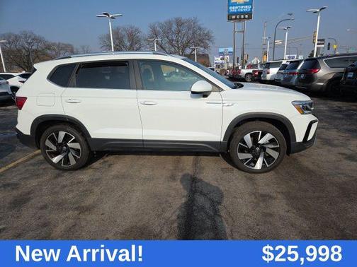 2024 Volkswagen Taos 1.5T SEL