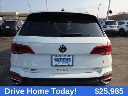 2024 Volkswagen Taos 1.5T SEL