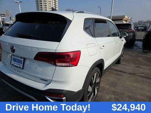2024 Volkswagen Taos 1.5T SEL