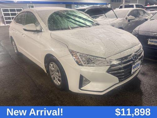 2020 Hyundai ELANTRA SE