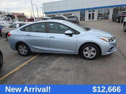 2017 Chevrolet Cruze LS