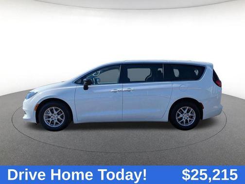 Bright White Clearcoat 2024 Chrysler Voyager LX