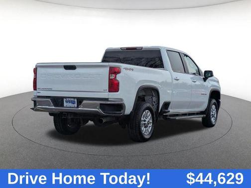 Summit White 2022 Chevrolet Silverado 2500 LT