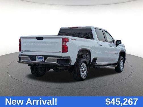Summit White 2022 Chevrolet Silverado 2500 LT