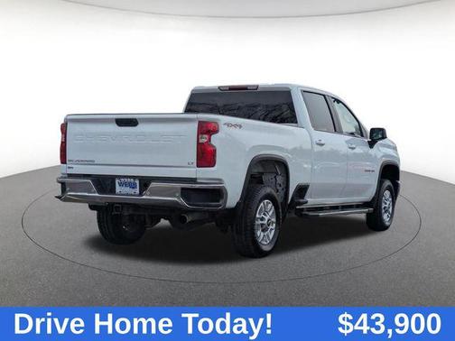 Summit White 2022 Chevrolet Silverado 2500 LT