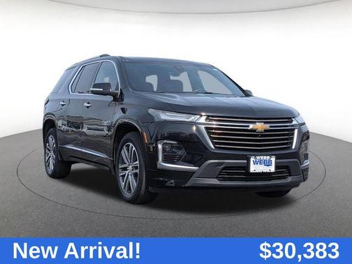 Black Metallic 2022 Chevrolet Traverse High Country
