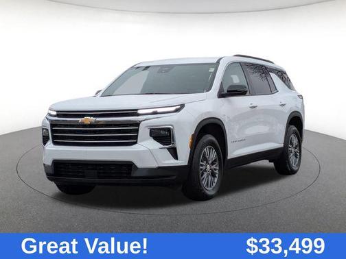 2025 Chevrolet Traverse LT