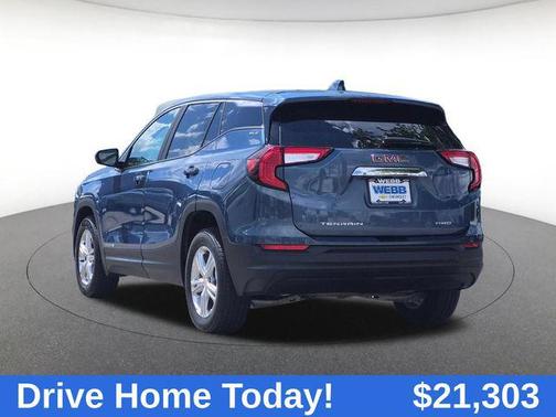 Downpour Metallic 2024 GMC Terrain SLE