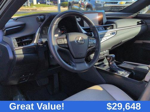 2020 Lexus ES 300h Base