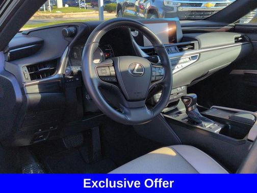 2020 Lexus ES 300h Base