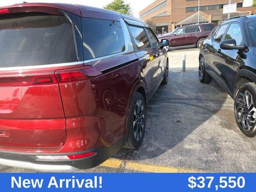 2023 Kia Carnival EX