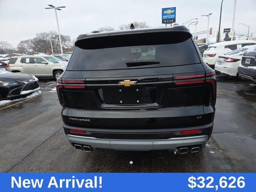 2024 Chevrolet Traverse LT