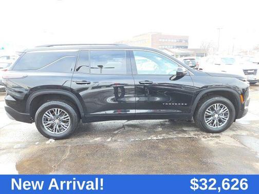 2024 Chevrolet Traverse LT