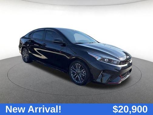 Aurora Black 2023 Kia Forte GT-Line