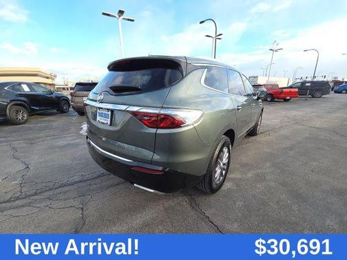 2023 Buick Enclave Essence FWD