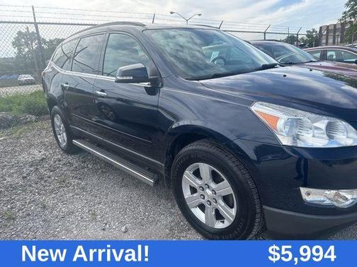 Dark Blue Metallic 2012 Chevrolet Traverse LT