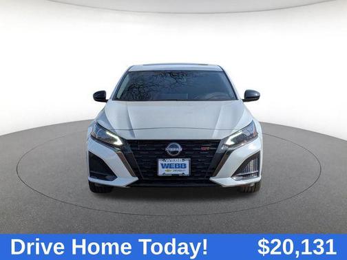 2023 Nissan Altima SR FWD