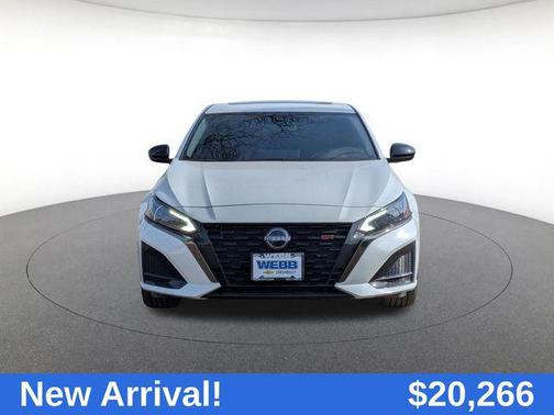 2023 Nissan Altima SR FWD