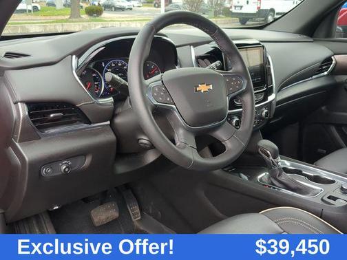 2023 Chevrolet Traverse Premier