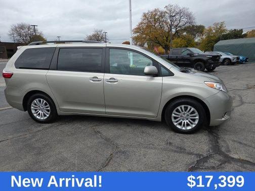2017 Toyota Sienna XLE
