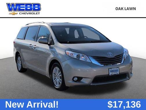 2017 Toyota Sienna XLE