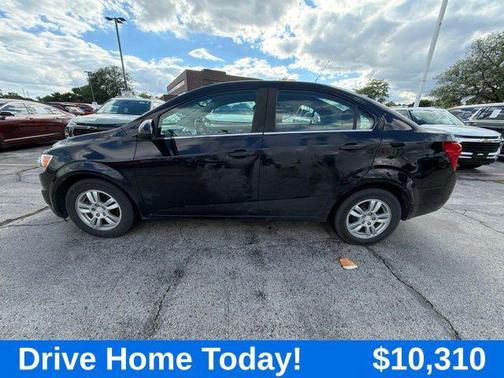Mosaic Black Metallic 2016 Chevrolet Sonic LT