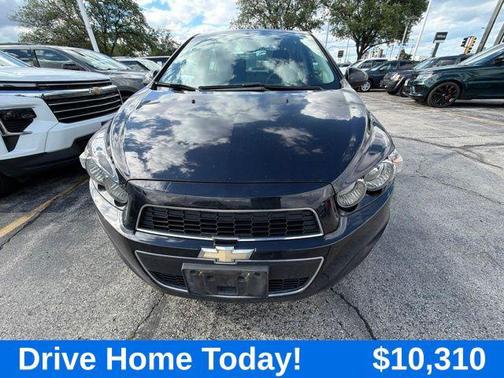 Mosaic Black Metallic 2016 Chevrolet Sonic LT