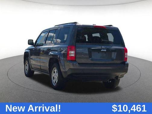 Granite Crystal Metallic Clearcoat 2017 Jeep Patriot Sport