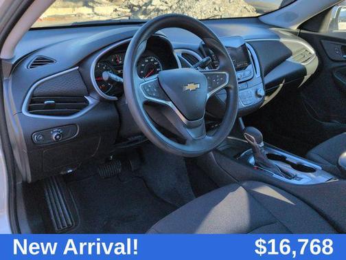 2022 Chevrolet Malibu FWD LT
